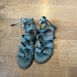 Old Navy Tied Sandals!